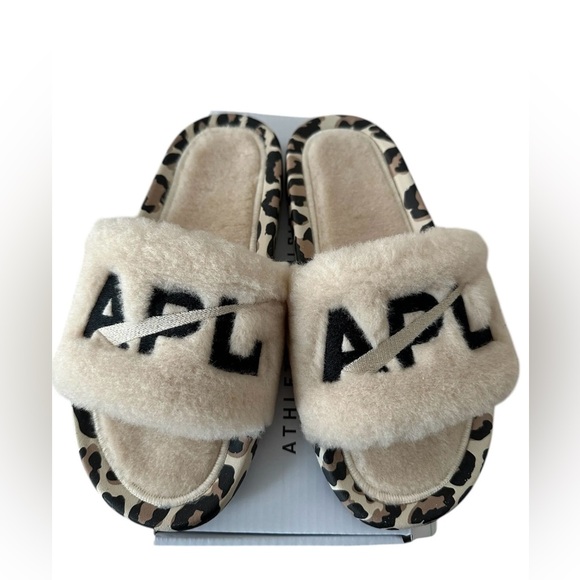 APL FUR SLIDES WOMEN 8 $195 - Picture 1 of 14
